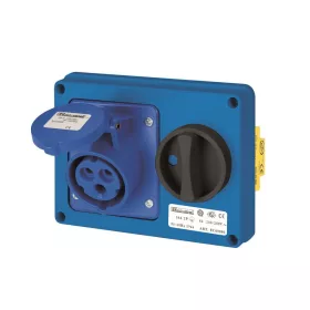 EC690 HOR. PANEL-STECKDOSE 2P+E 16A MIT SCHALTER IP44